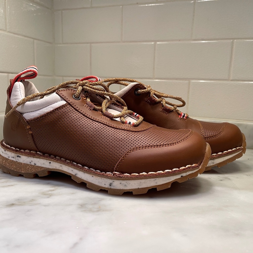 Never worn, Amundsen VAGABOND FULL GRAIN SNEAKERS